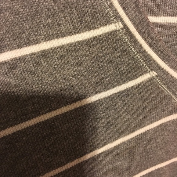 Grey and White Striped V-neck Ribbed Nordstrom NWT - Picture 2 of 3